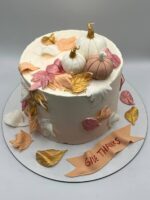 Autumn pumpkin cake2